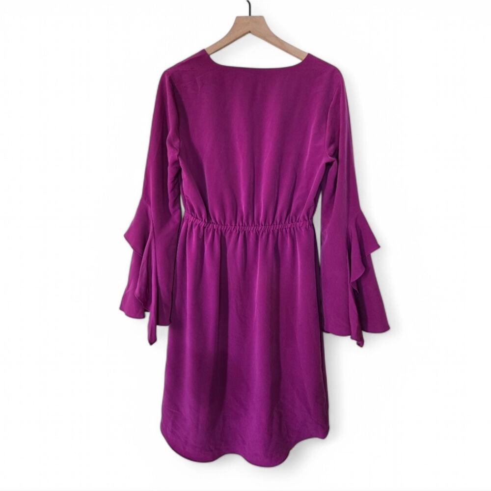 Halston Fuchsia Bell Sleeve V-Neck Dress Size Medium - Picture 5 of 8